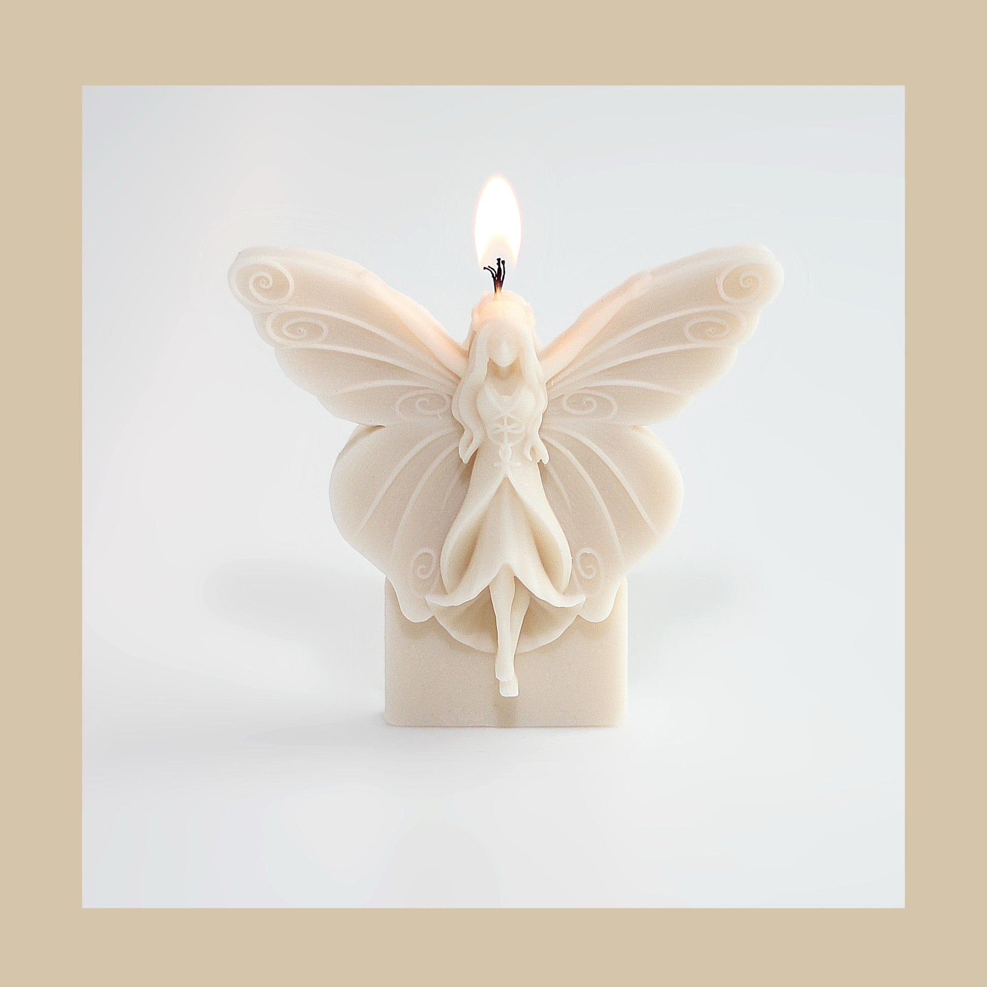 Kandelberg „Fairy Light“ – Duftkerze in Schmetterlingsfee-Form