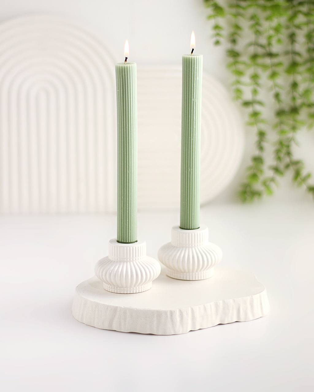 Kandelberg Stabkerzen „Rillenstruktur“ – 3er Set