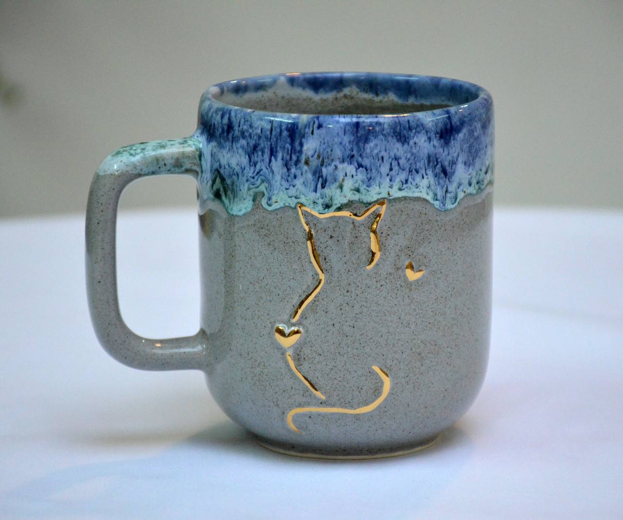 Aschenberg Keramiktasse – Katze mit Herz