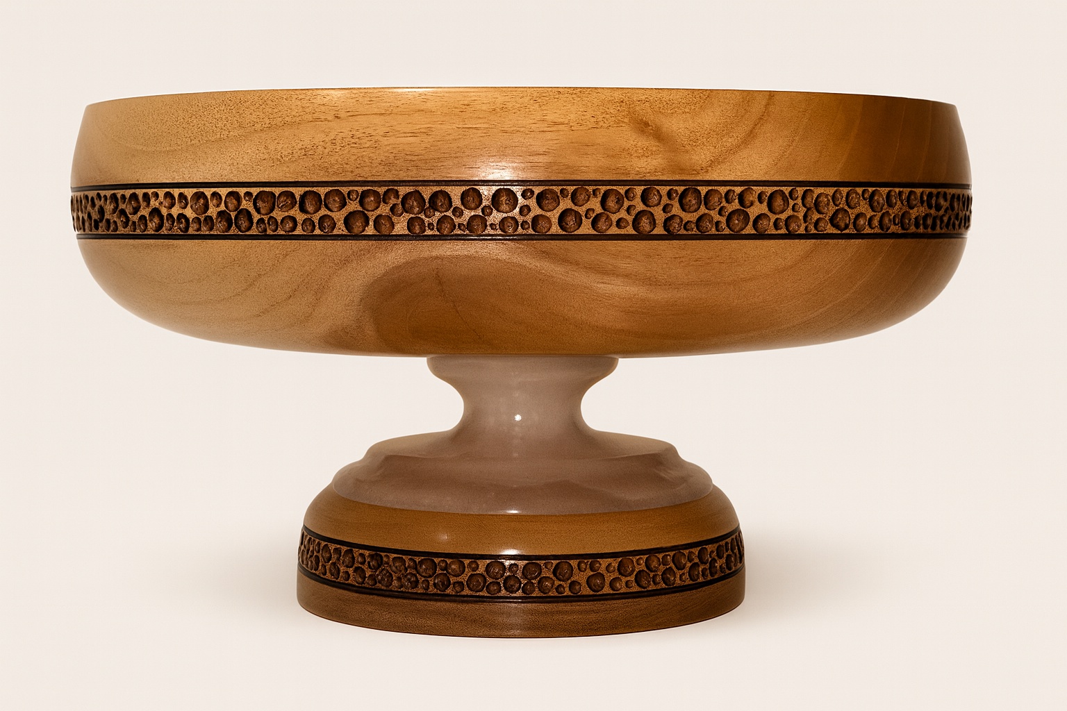 Woodenberg „Nobile“ – Etagere aus Walnussholz mit Marmorsockel