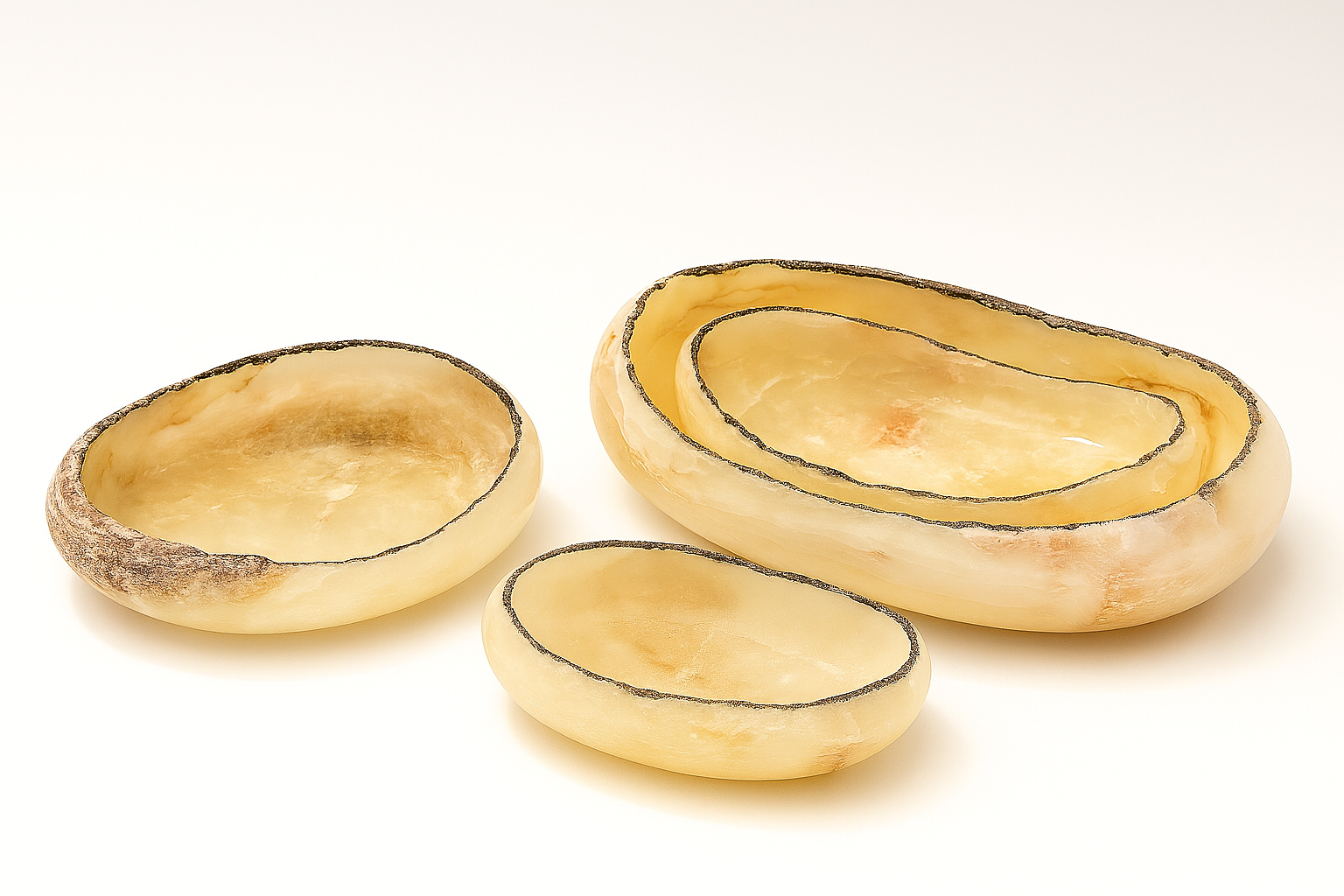 Aschenberg Marmorschale „Soluna“ – Handgearbeitetes Natursteinobjekt