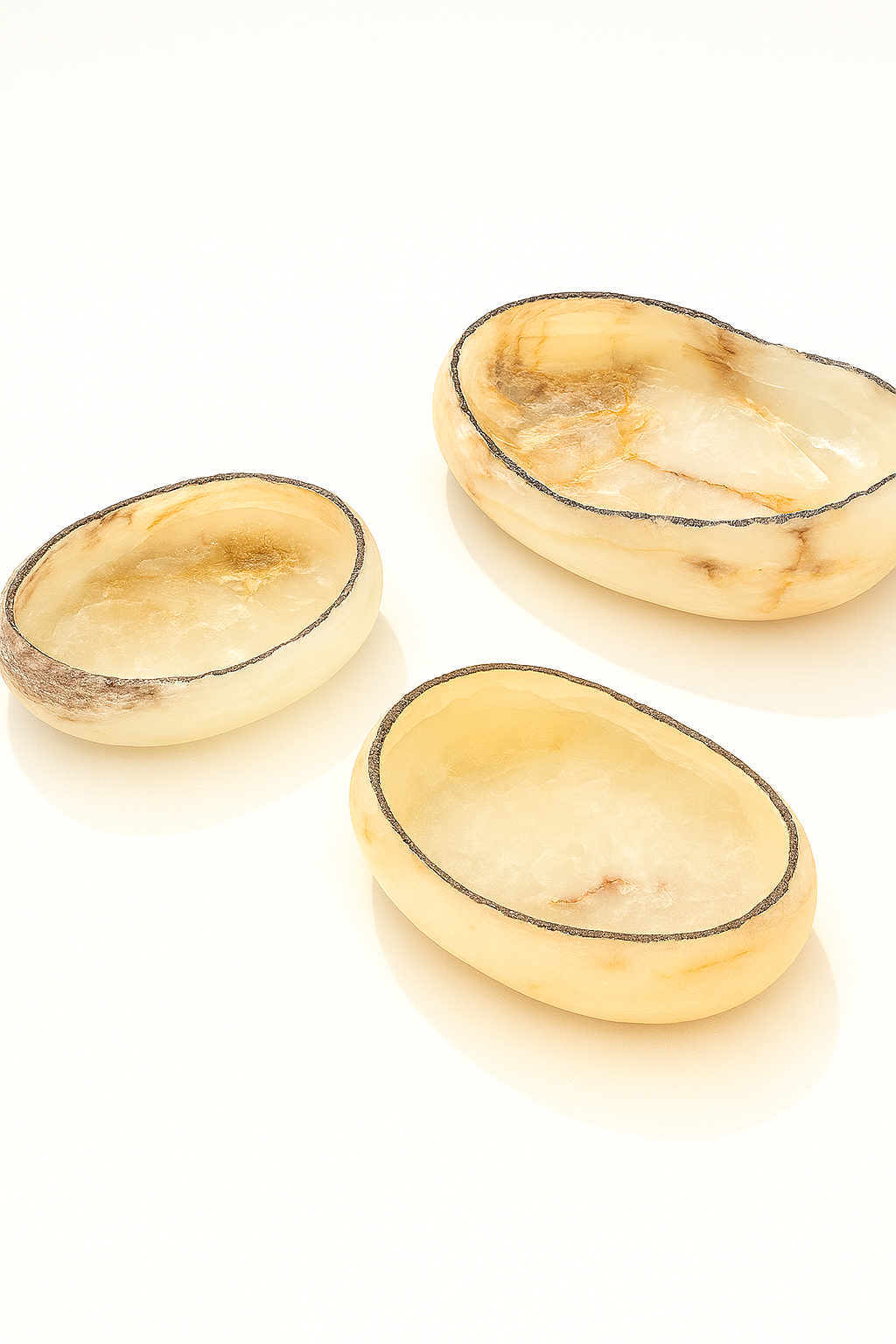 Aschenberg Marmorschale „Soluna“ – Handgearbeitetes Natursteinobjekt