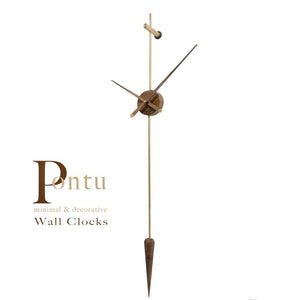 Punto Wanduhr 110 cm – Antikgold, Metallic Gold, Chrom & Black Carbon | Vertikale Designuhr aus Metall, Holz & Kupfer von RH Clocks