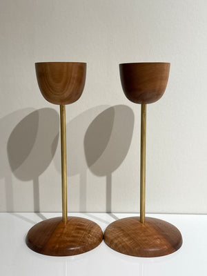 Woodenberg Kerzenhalter „Modern Curve“ mit Messing