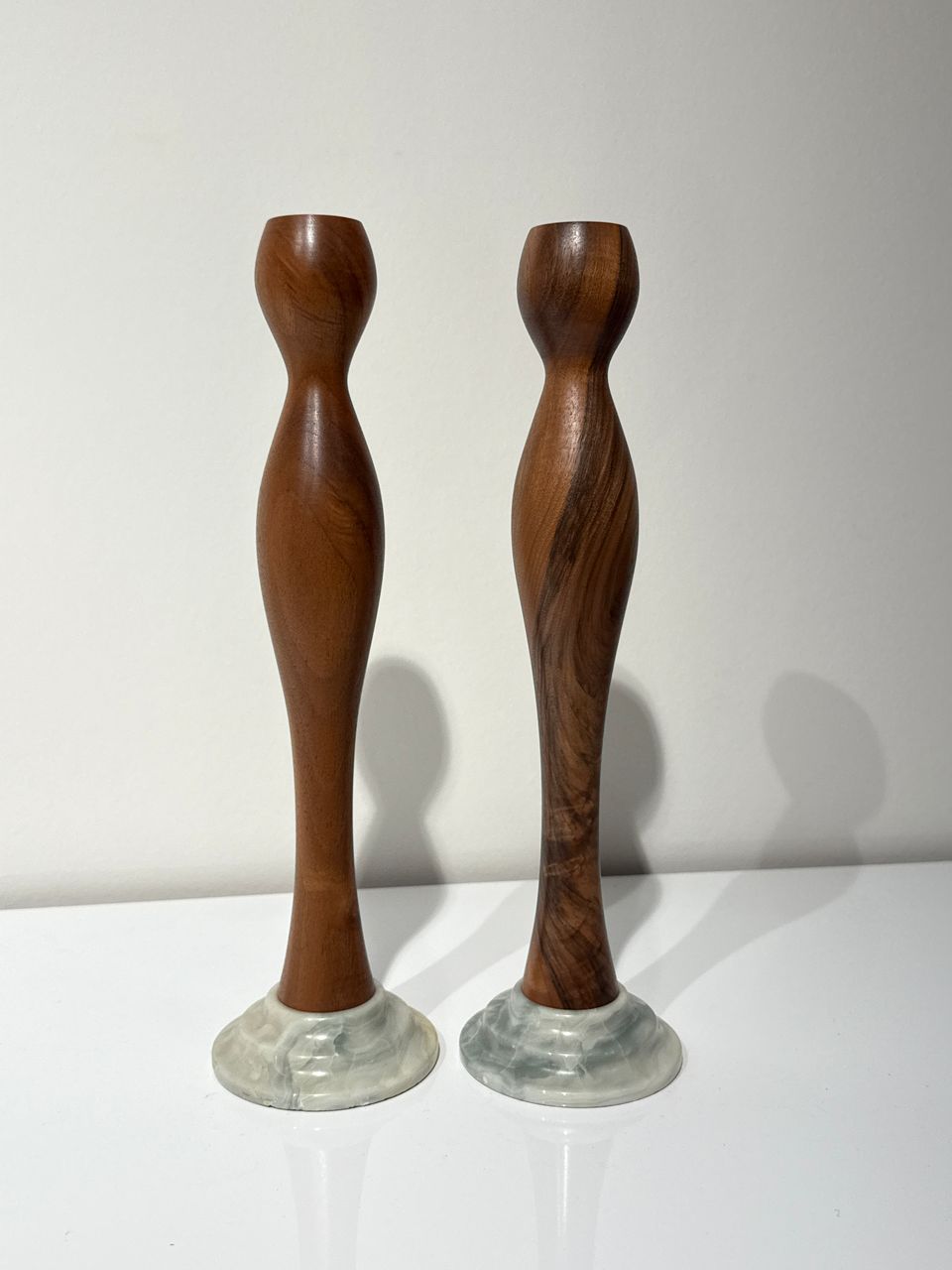 Woodenberg Kerzenhalter „Arina High“ aus Nussbaum & Stein (2er-Set)