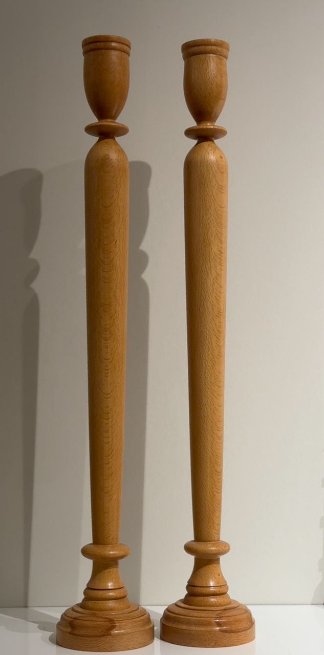 Woodenberg Kerzenständer „Classic Beech“ – Buchenholz, hochglanzlackiert (2er-Set)