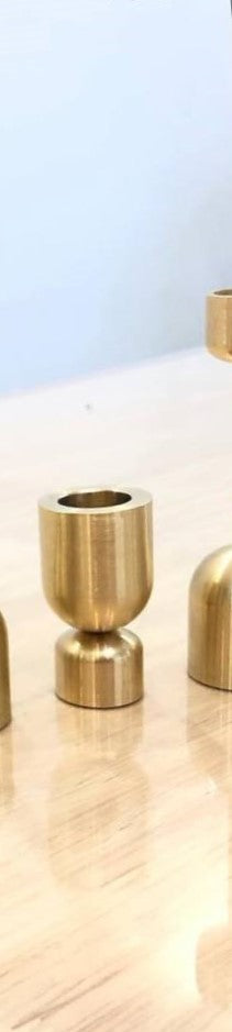 Dorven Kerzenhalter „Aurius“ aus massivem Messing – 3 Größen