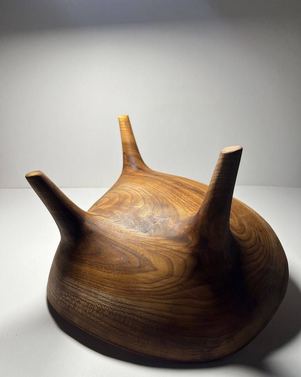 Woodenberg Dreibein-Schale